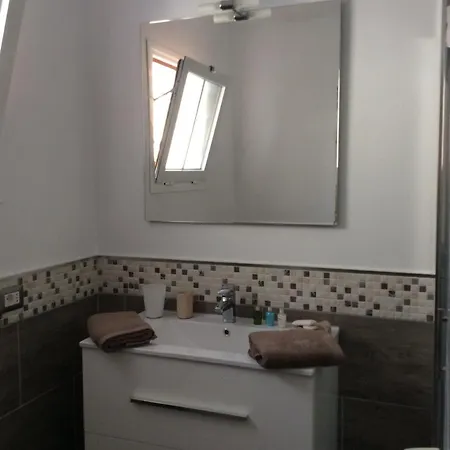 Moderno E Luminoso Port Royal Daire *